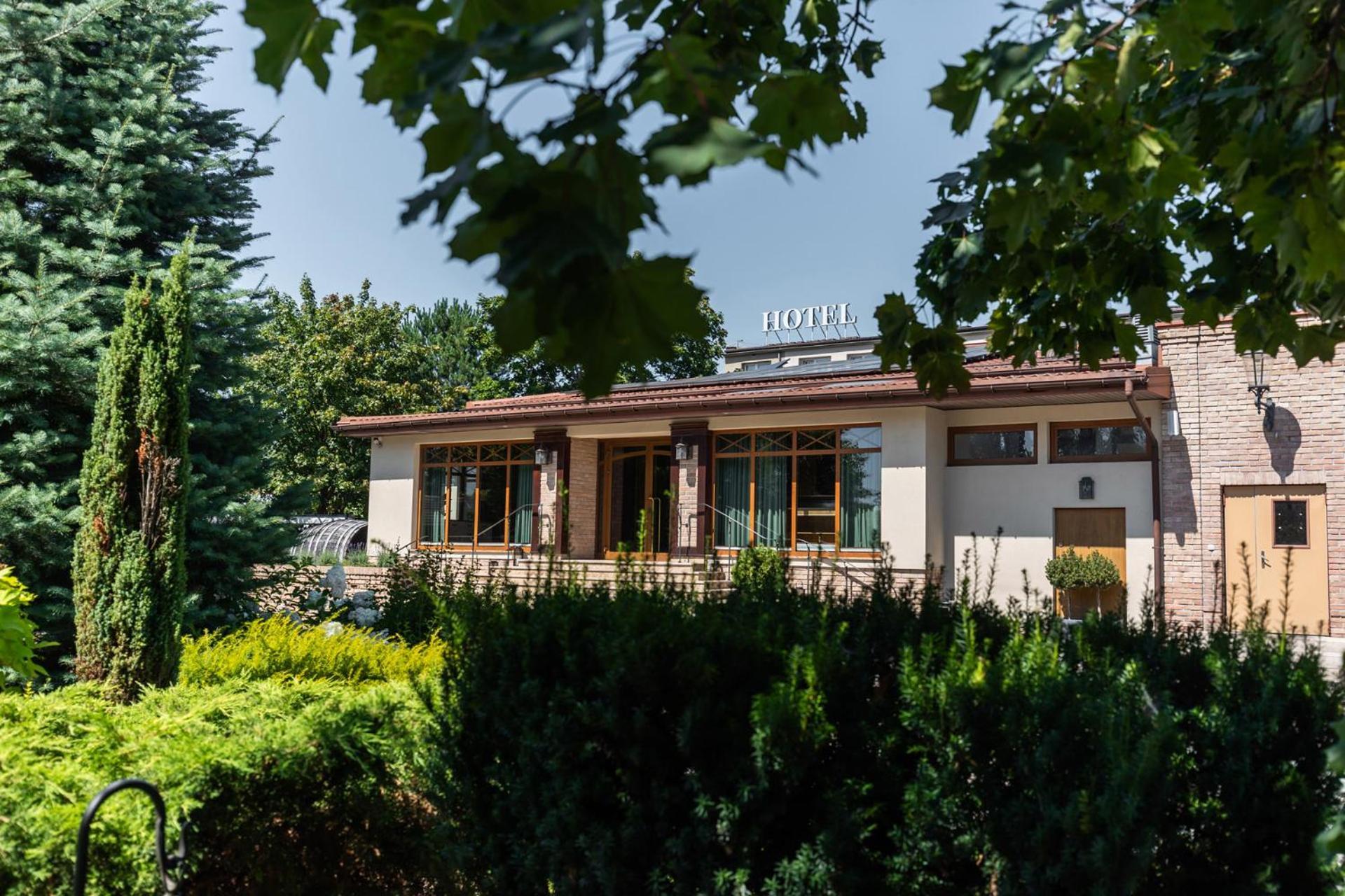 Hotel Podlasie Μπιάλιστοκ Εξωτερικό φωτογραφία